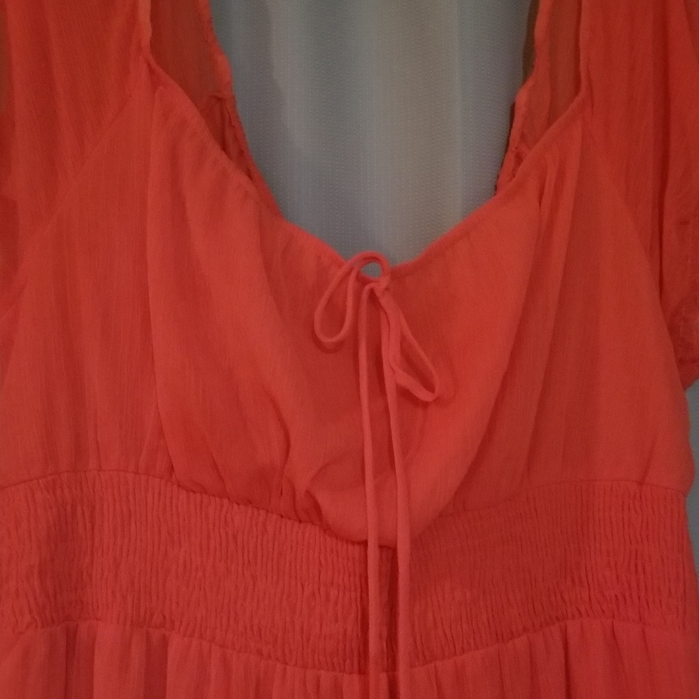 Dress - Picture 2 of 5